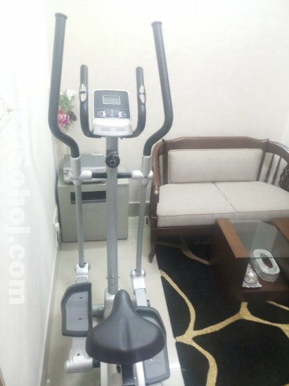 Cross trainer and cycling